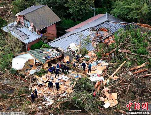 第27号台风将袭日本 安倍取消视察伊豆大岛计划